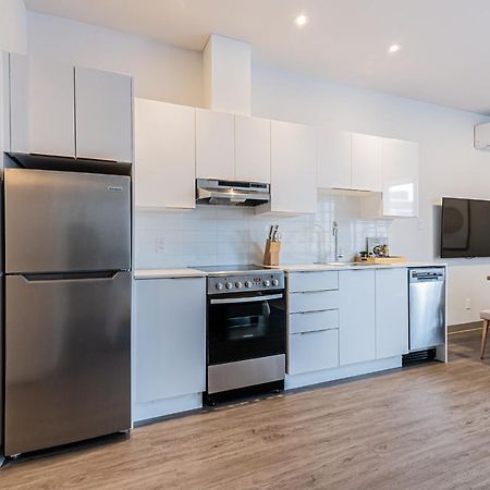 Brand New And Perfectly Located Flat In Le Plateau By Den Stays Montreal Exterior photo