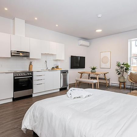 Brand New And Perfectly Located Flat In Le Plateau By Den Stays Montreal Exterior photo